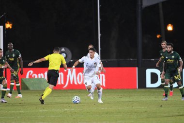 Los Angeles Galaksisi, 14 Temmuz 2020 'de Orlando Florida ABD' deki ESPN Vahşi Spor Dünyası 'nda düzenlenen MLS Sırt Turnuvası sırasında Portland Timbers ile karşı karşıya geldi.