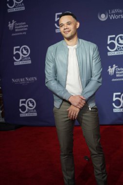 15 Ekim 2019 'da Nashville, Tennessee' deki Linbscome Üniversitesi 'nde verilen 50. GMA Dove Ödülleri sırasında kırmızı halı. 