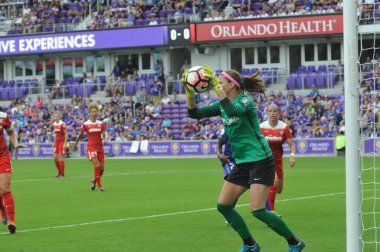 Orlando Pride 22 Nisan 2017 'de Orlando City Stadyumu' nda Washington Spirit 'e ev sahipliği yaptı.. 
