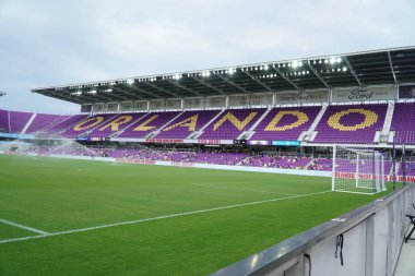 Orlando Pride 14 Nisan 2019 'da Orlando City Stadyumu' nda Portand Thorns 'a ev sahipliği yapıyor.