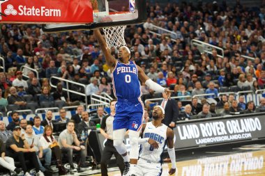 Orlando Magic 27 Aralık 2019 Cuma günü Orlando, Florida 'daki Amway Arena' da Philadelphia 76ers 'a ev sahipliği yapıyor..
