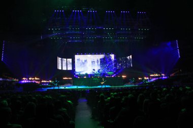 TransSibirya Orkestrası 14 Aralık 2014 'te Orlando Florida' daki Amway Center 'da konser verir..