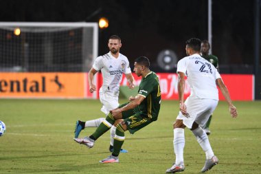 Los Angeles Galaksisi, 14 Temmuz 2020 'de Orlando Florida ABD' deki ESPN Vahşi Spor Dünyası 'nda düzenlenen MLS Sırt Turnuvası sırasında Portland Timbers ile karşı karşıya geldi.