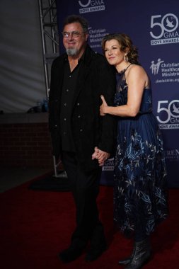 15 Ekim 2019 'da Nashville, Tennessee' deki Linbscome Üniversitesi 'nde verilen 50. GMA Dove Ödülleri sırasında kırmızı halı. 