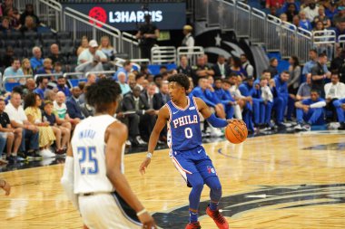 Orlando Magic 13 Ekim 2019 'da Florida, Orlando' daki Amway Center 'da Philadelphia 76ers' a ev sahipliği yaptı..