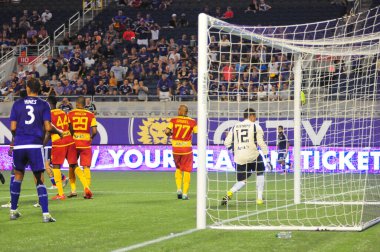 Orlando City SC, 29 Haziran 2016 'da Orlando Florida' daki Kamp Dünyası Stadyumu 'nda Fort Lauderdale Strikers' a ev sahipliği yaptı..