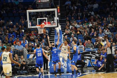 Orlando Magic, 8 Şubat 2020 tarihinde Orlando Florida 'daki Amway' de Milwaukee Bucks 'a ev sahipliği yaptı..  