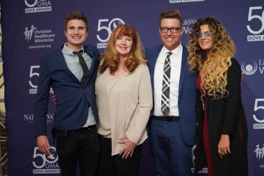 15 Ekim 2019 'da Nashville, Tennessee' deki Linbscome Üniversitesi 'nde verilen 50. GMA Dove Ödülleri sırasında kırmızı halı. 