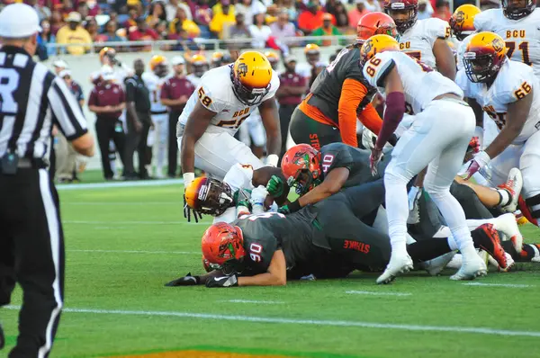 Florida Rattlers Enfrentan Bethune Cookman Wildcats Durante Los Clásicos Florida —  Fotos de Stock