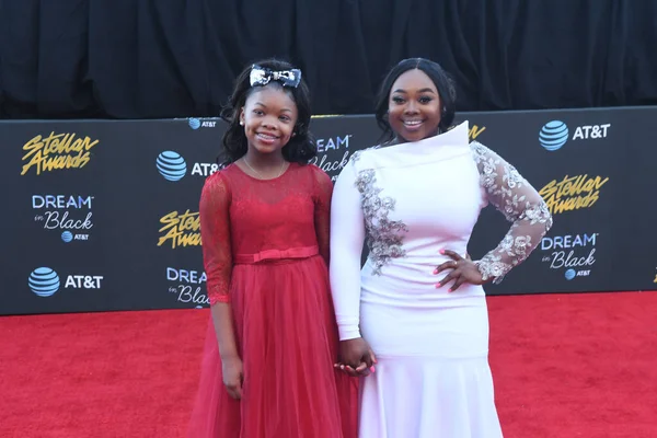 Kırmızı Halı Fotoğrafları 29 Mart 2019 Cumartesi günü Las Vegas 'taki Orleans Resort' ta düzenlenen 34. Yıldız Ödülleri sırasında çekildi.