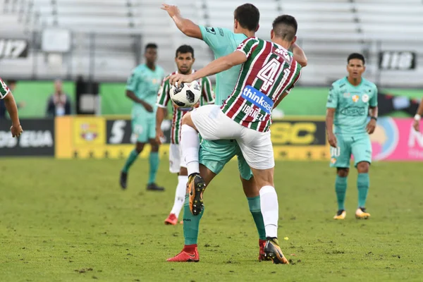 Fluminense Gegen Barcelona Während Des Florida Cup Spectrum Stadium Januar — Stockfoto