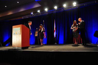 Florida Valisi Rick Scott 13 Ekim 2015 'te Orlando Florida' daki İnanç Sempozyumunda konuşma yapacak..  