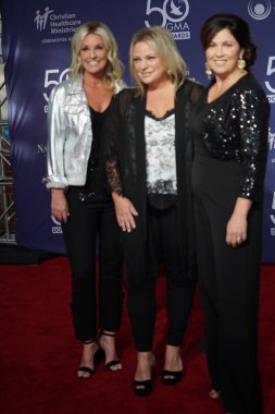 15 Ekim 2019 'da Nashville, Tennessee' deki Linbscome Üniversitesi 'nde verilen 50. GMA Dove Ödülleri sırasında kırmızı halı. 