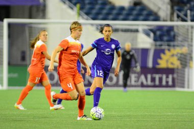 Orlando Pride sunucusu Houston Dash 23 Haziran 2016 'da Orlando Florida' daki Dünya Kampı Stadyumu 'nda..