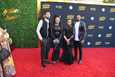 24 Mart 2018 Cumartesi günü Las Vegas 'taki Orleans Resort' ta düzenlenen 33. Yıldız Ödülleri Kırmızı Halı sırasında ünlüler.