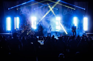 Christian Rock Bands Audio Adrenaline ve Kutless 23 Mart 2014 'te Osceola Sahne Sanatları Merkezi Kissimmee, FL' de sahne almaktadır.. 