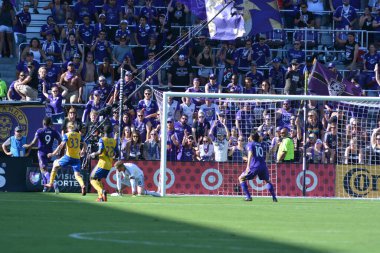 Orlando City 29 Nisan 2017 'de Orlando, Florida' daki Orlando City Stadyumu 'nda Colorado Rapids' e ev sahipliği yaptı.)