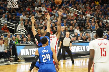 Orlando Magic, 13 Aralık 2019 Cuma günü Orlando, Florida 'daki Amway Center' da Houston Rockets 'a ev sahipliği yapıyor.