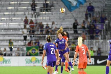 Orlando Pride 28 Haziran 2018 'de Orlando City Stadyumu' nda Houston Dash 'e ev sahipliği yaptı..  