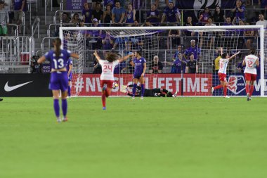 Orland Pride, 25 Ağustos 2018 'de Orlando Florida' daki Exploria Stadyumu 'nda Chicago Red Stars' a ev sahipliği yapıyor..