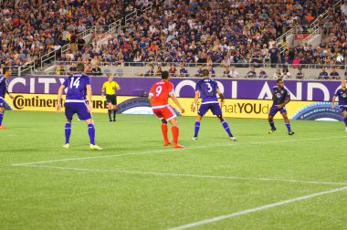 Orlando City SC, 8 Mayıs 2015 'te Florida' daki Kamp Dünyası Stadyumu 'nda Los Angeles Galaksisi' ne ev sahipliği yaptı..