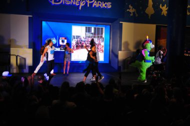 Orlando Magic 28 Temmuz 2016 'da Orlando Florida' daki Amway Center 'da Sihirli Dansçılar Seçmeleri' ne ev sahipliği yapıyor.. 