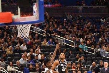 Orlando Magic, 19 Aralık 2018 tarihinde Orlando Florida 'daki Amway Center' da San Antonio Spurs 'a ev sahipliği yapmaktadır.. 