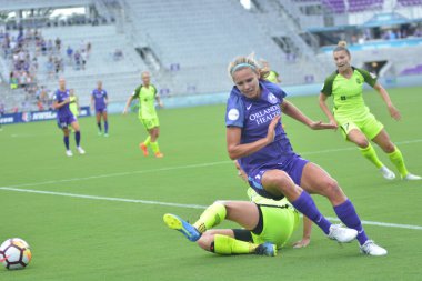 Orlando Pride 21 Temmuz 2018 'de Orlando Florida' daki Exploria Stadyumu 'nda Seattle Reign FC' ye ev sahipliği yapmaktadır. Fotoğraf: Marty Jean-Louis