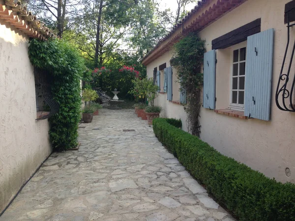 Όμορφη Πισίνα Σπίτι Στο Cote Azur Στη Γαλλία Στις Μαΐου — Φωτογραφία Αρχείου