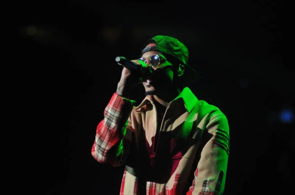 Singer Usher Performs Amway Center Orlando Florida December 2015 — Stock Photo, Image