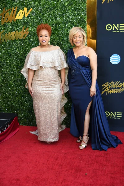 24 Mart 2018 Cumartesi günü Las Vegas 'taki Orleans Resort' ta düzenlenen 33. Yıldız Ödülleri Kırmızı Halı sırasında ünlüler.