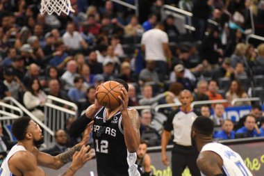 Orlando Magic, 19 Aralık 2018 tarihinde Orlando Florida 'daki Amway Center' da San Antonio Spurs 'a ev sahipliği yapmaktadır.. 