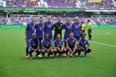 Orlando Pride 22 Nisan 2017 'de Orlando City Stadyumu' nda Washington Spirit 'e ev sahipliği yaptı..  