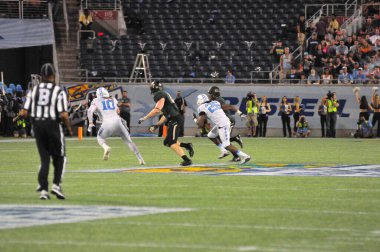 Kuzey Carolina 29 Aralık 2015 tarihinde Orlando Florida 'daki Kamp Dünya Stadyumu' nda oynanan Russell Atletizm Kupası 'nda Baylor ile karşılaşacak..