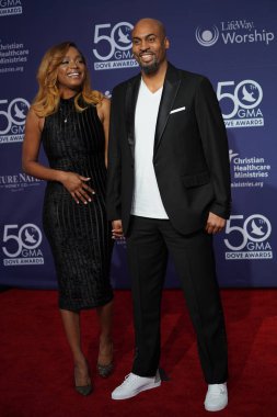 15 Ekim 2019 'da Nashville, Tennessee' deki Linbscome Üniversitesi 'nde verilen 50. GMA Dove Ödülleri sırasında kırmızı halı. 