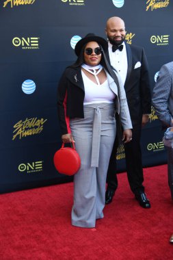 24 Mart 2018 Cumartesi günü Las Vegas 'taki Orleans Resort' ta düzenlenen 33. Yıldız Ödülleri Kırmızı Halı sırasında ünlüler. 