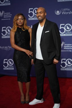 15 Ekim 2019 'da Nashville, Tennessee' deki Linbscome Üniversitesi 'nde verilen 50. GMA Dove Ödülleri sırasında kırmızı halı. 