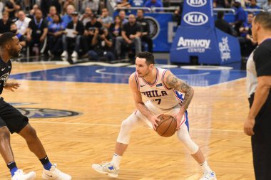 Orlando Magic, Philadelphia 76ers 'ı 14 Kasım 2018' de Orlando Florida 'daki Amway Center' da ağırlıyor..