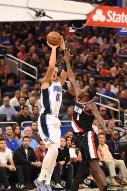 Orlando Magic 25 Ekim 2018 'de Orlando Florida' daki Amway Center 'da Portland Trail Blazers' ı sunar.. 