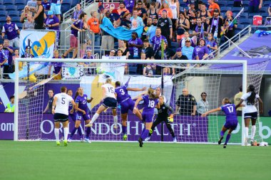 Orlando Pride 26 Ağustos 2016 'da Orlando Florida' daki Camp World Stadyumu 'nda Washington Spirit' e ev sahipliği yaptı..  