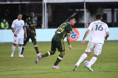 Los Angeles Galaksisi, 14 Temmuz 2020 'de Orlando Florida ABD' deki ESPN Vahşi Spor Dünyası 'nda düzenlenen MLS Sırt Turnuvası sırasında Portland Timbers ile karşı karşıya geldi.