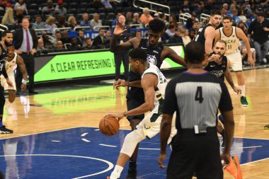 Orlando Magic, 19 Ocak 2019 Cumartesi günü Orlando Florida 'daki Amway Arena' da Milwaukee Doları 'na ev sahipliği yapıyor..