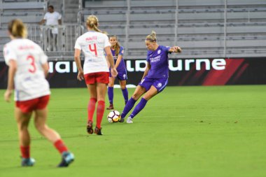 Orland Pride, 25 Ağustos 2018 'de Orlando Florida' daki Exploria Stadyumu 'nda Chicago Red Stars' a ev sahipliği yapıyor..  