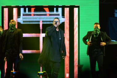 Baba Yankee ve Don Omar 7 Ağustos 2016 'da Orlando Florida' daki Amway Center 'da konser verdiler..  