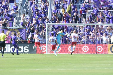 Orlando City SC, 9 Nisan 2019 'da Orlando, Florida' daki Citrus Bowl 'da New York Red Bulls' a ev sahipliği yapıyor..  