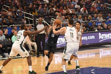 Orlando Magic, 19 Ocak 2019 Cumartesi günü Orlando Florida 'daki Amway Arena' da Milwaukee Doları 'na ev sahipliği yapıyor..