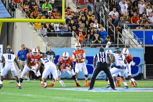 West Virginia Mountaineers Möter Miami Hurricanes 71St Russell Bowl Camping — Stockfoto