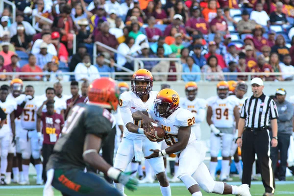 Florida Rattlers Face Bethune Cookman Wildcats Durig Florida Classics Camping — стокове фото