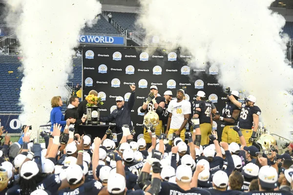 Notre Dame Tvář Lsu Během Citrus Bowl Stadionu Camping World — Stock fotografie