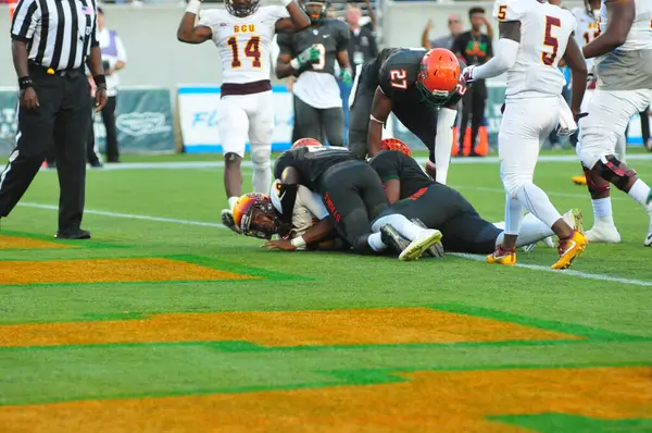 Florida Rattlers Zmierzą Się Bethune Cookman Wildcats Durig Florida Classics — Zdjęcie stockowe